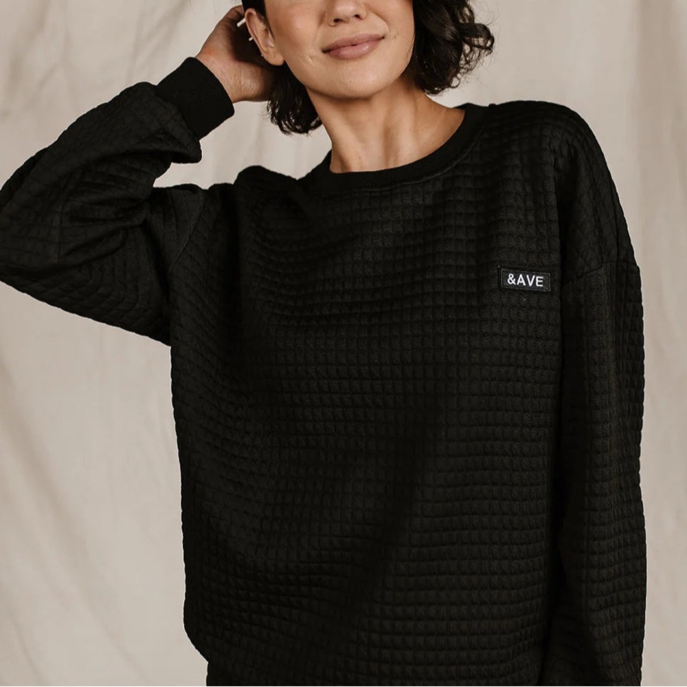 NWT Ladies’ Black Waffle Knit Longsleeve Pullover Sweatshirt XL, XXL, XXXL